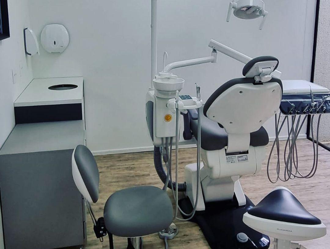 CEO DO WOSON GROUP, NO BRASIL, VISITA CLÍNICA ODONTOLÓGICA ALTO PADRÃO, EM SÃO PAULO.